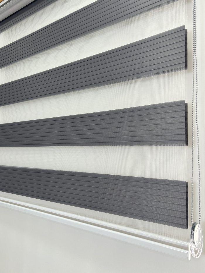 Gri Pileli Zebra Perde Ev&Ofis Perdesi Aluminyum Sistem - Görsel 1